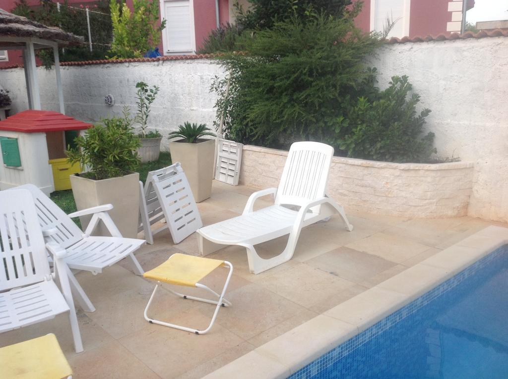 Apartments Little Castle Vodice Esterno foto